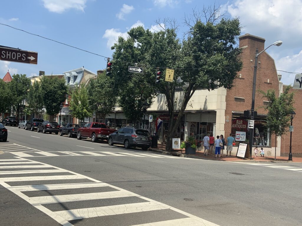 fredericksburg antique shops